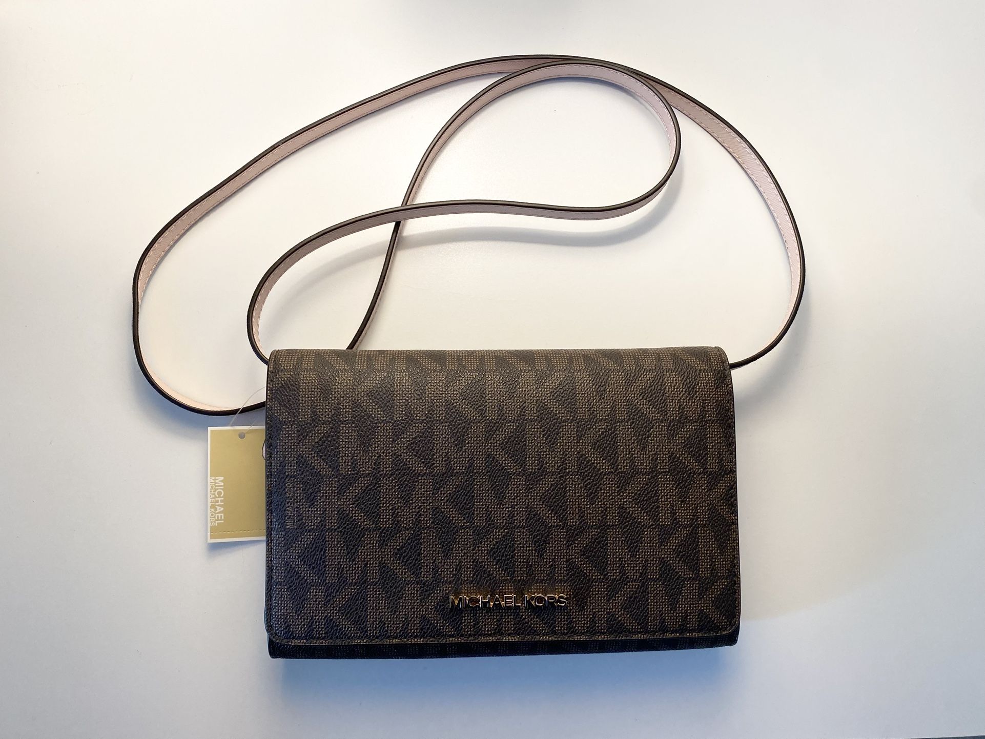 Michael Kors Crossbody Clutch