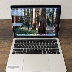 13" MacBook Pro Touchbar 1TB SSD*16GB RAM*2.3Ghz Intel Core i5