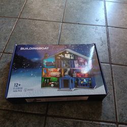 Building Boat/house 
