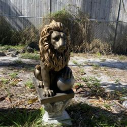 CONCRETE STATUE SALE! EVERYTHING IN THE YARD(ask for price)