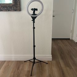 Ring Light With Camera/phone Mount And Remote