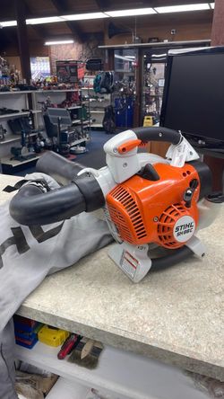 STIHL SH86c gasoline vacuumed shredder w/bag. 70508023