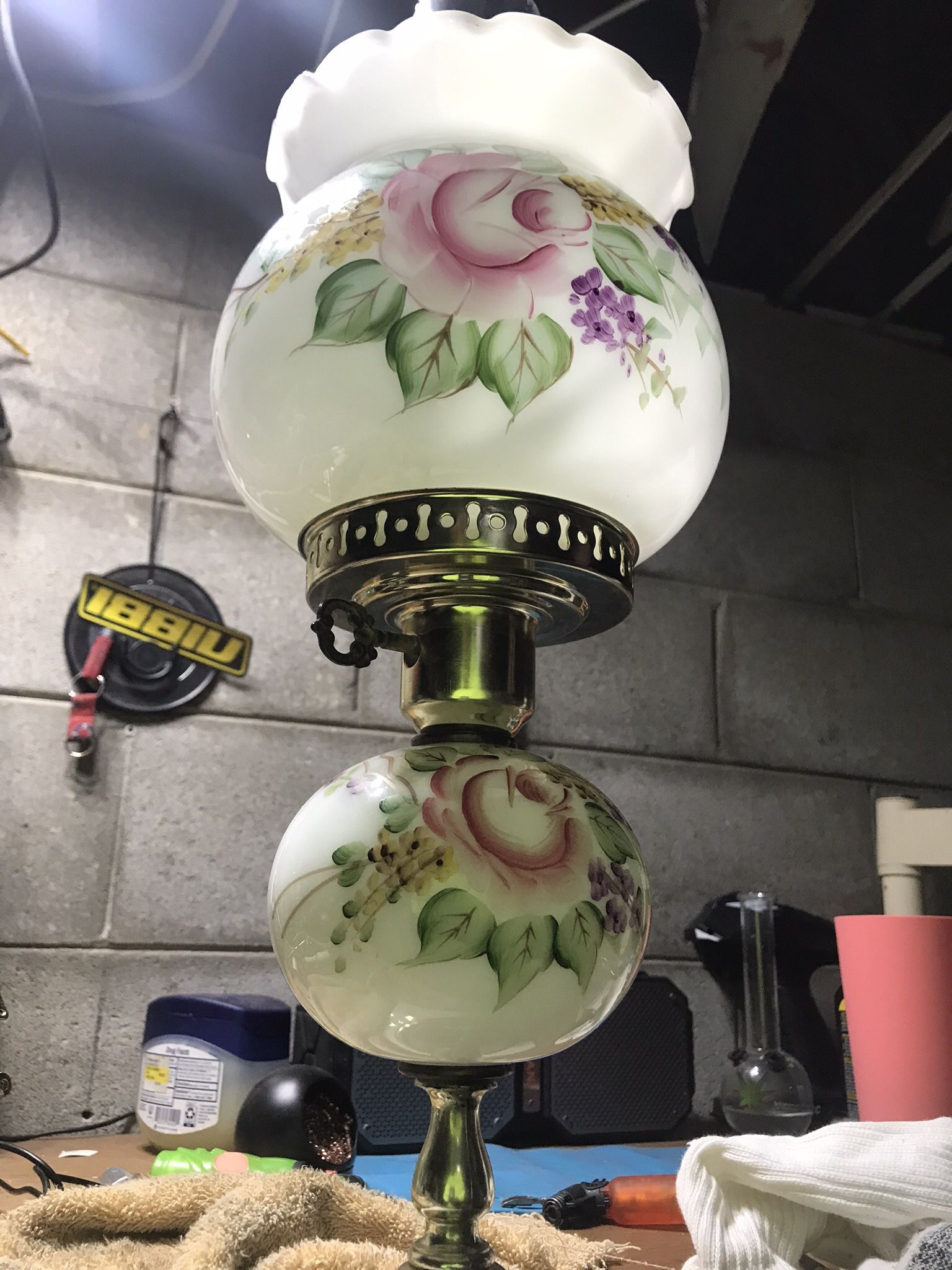 Vintage Hurricane /gone With The Wind Lamp