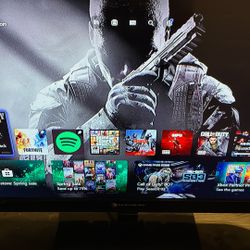Xbox still works and is in good condition. It comes with a headset, but please note: 1. No HDMI cable or other connections are included. 2. There are 