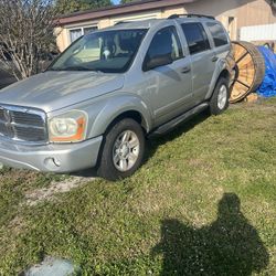 2004 Dodge Durango 