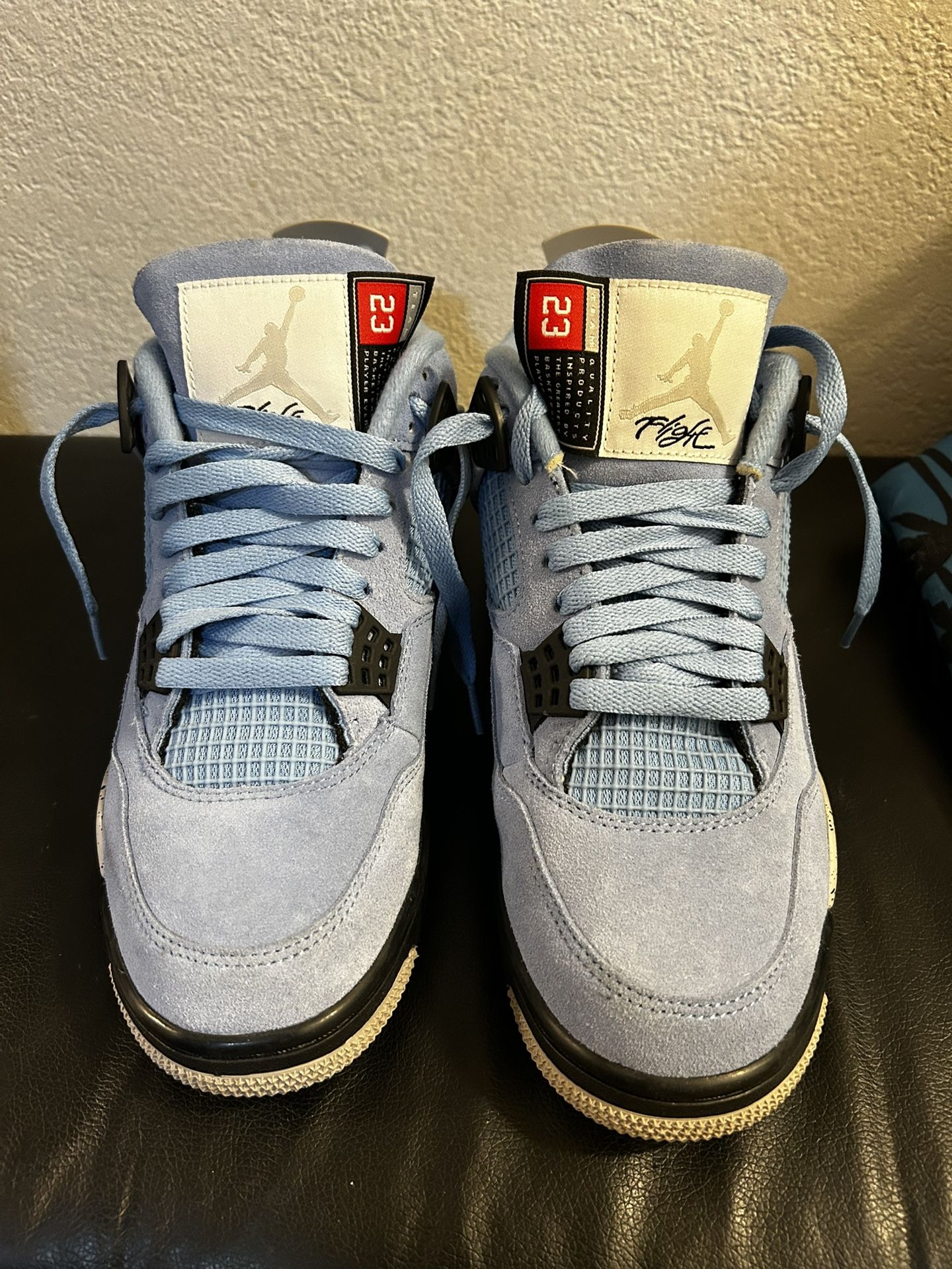 Jordan 4 University Blue R3P Size 8.5