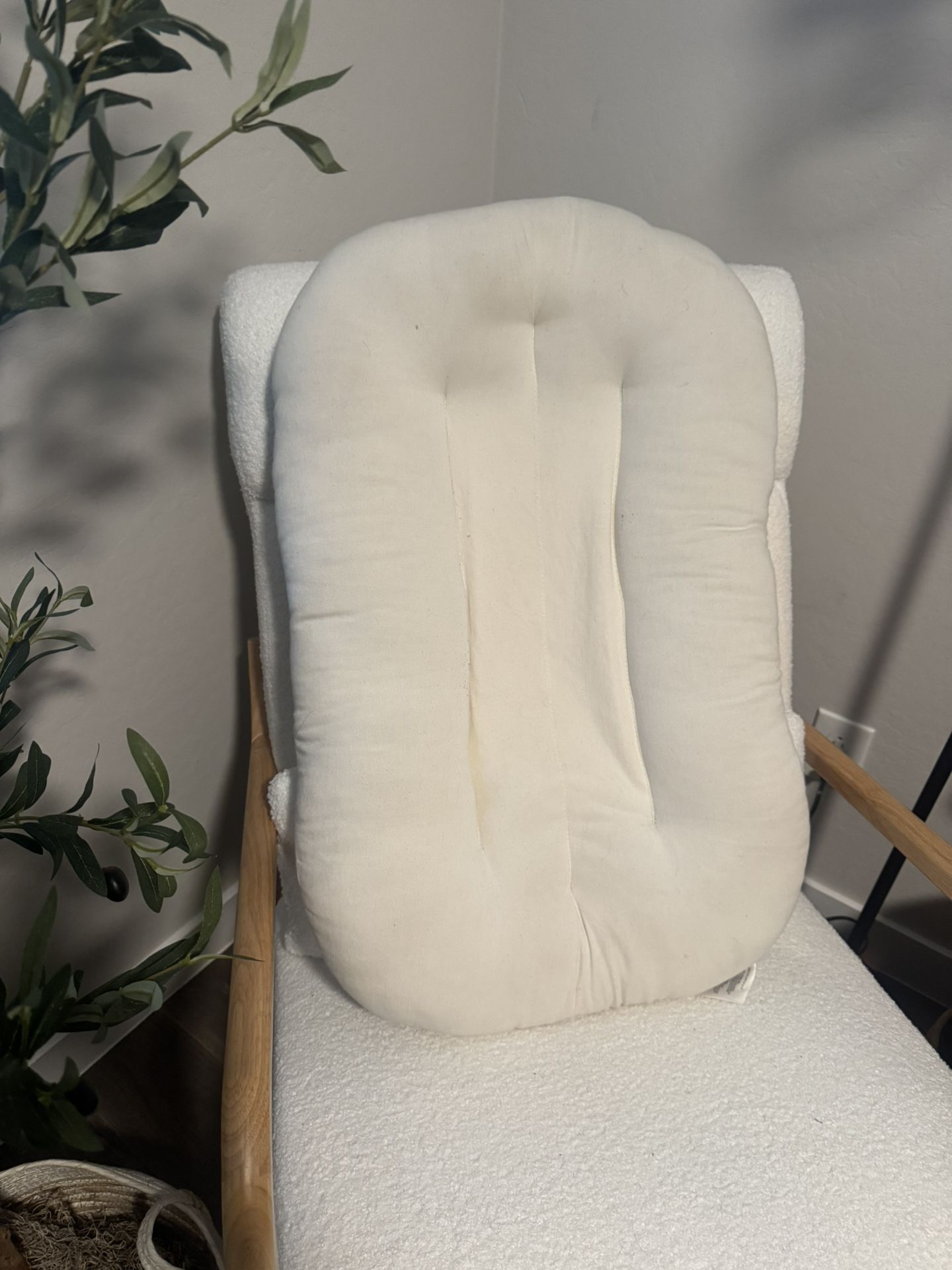 Baby Snuggle Me Lounger