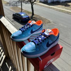 Nike Low Dunk Size 10 Brand New Dead Stock BUY 1 GET 1 HALF% OFF