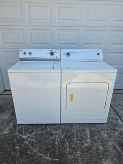 Kenmore Large Capacity Washer and Dryer Set (Electric)
