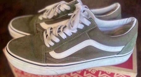Woman Vans Size 9