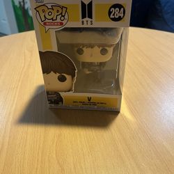 Funko POP!  Rocks Collectible, BTS, V 284, Vinyl Figure