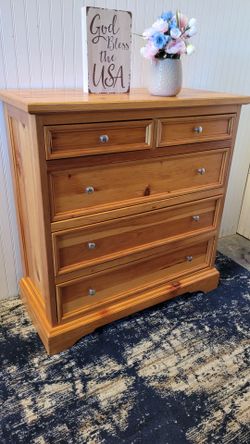 PINE WOOD SOLID DRESSER