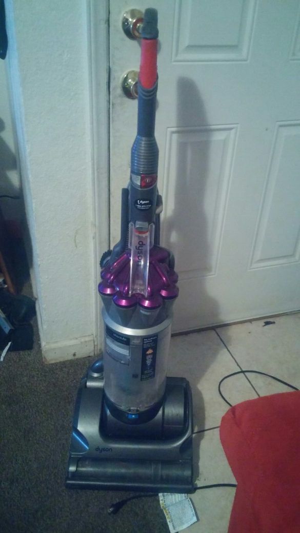 Dyson Absolute DC 17 animal vaccum