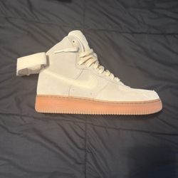 Nike Air Force 1 High '07 LV8 Suede