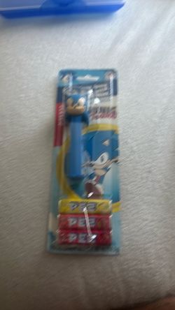 Pez® Sonic The Hedgehog™ Candy & Dispenser