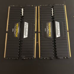 32GB DDR4 (4x8GB) RAM Corsair Vengeance 