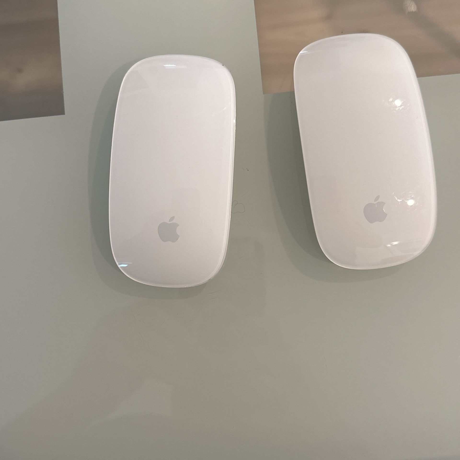 Apple Cordless Mouses