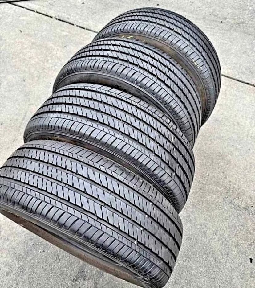 205/55r17 Firestone Tires Cón 80% De Vida Las 4