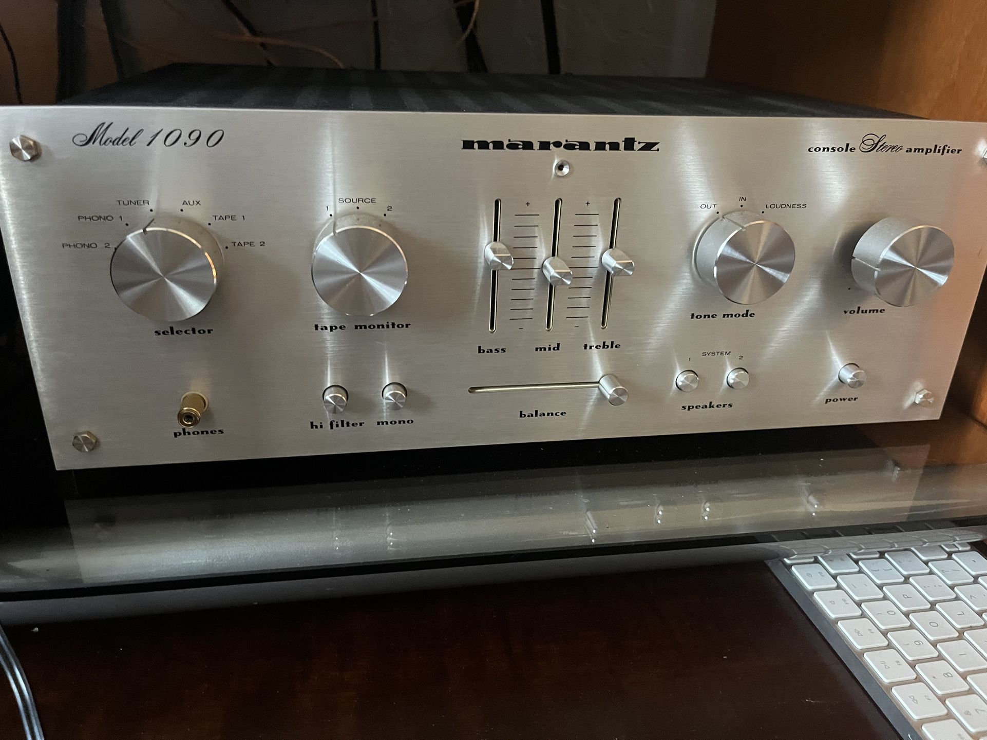 Marantz Amplifier 
