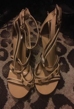 Women heels