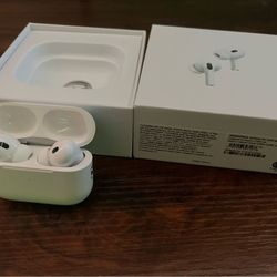 AirPods Pro (2nd generation) with MagSafe Case (USB‑C)