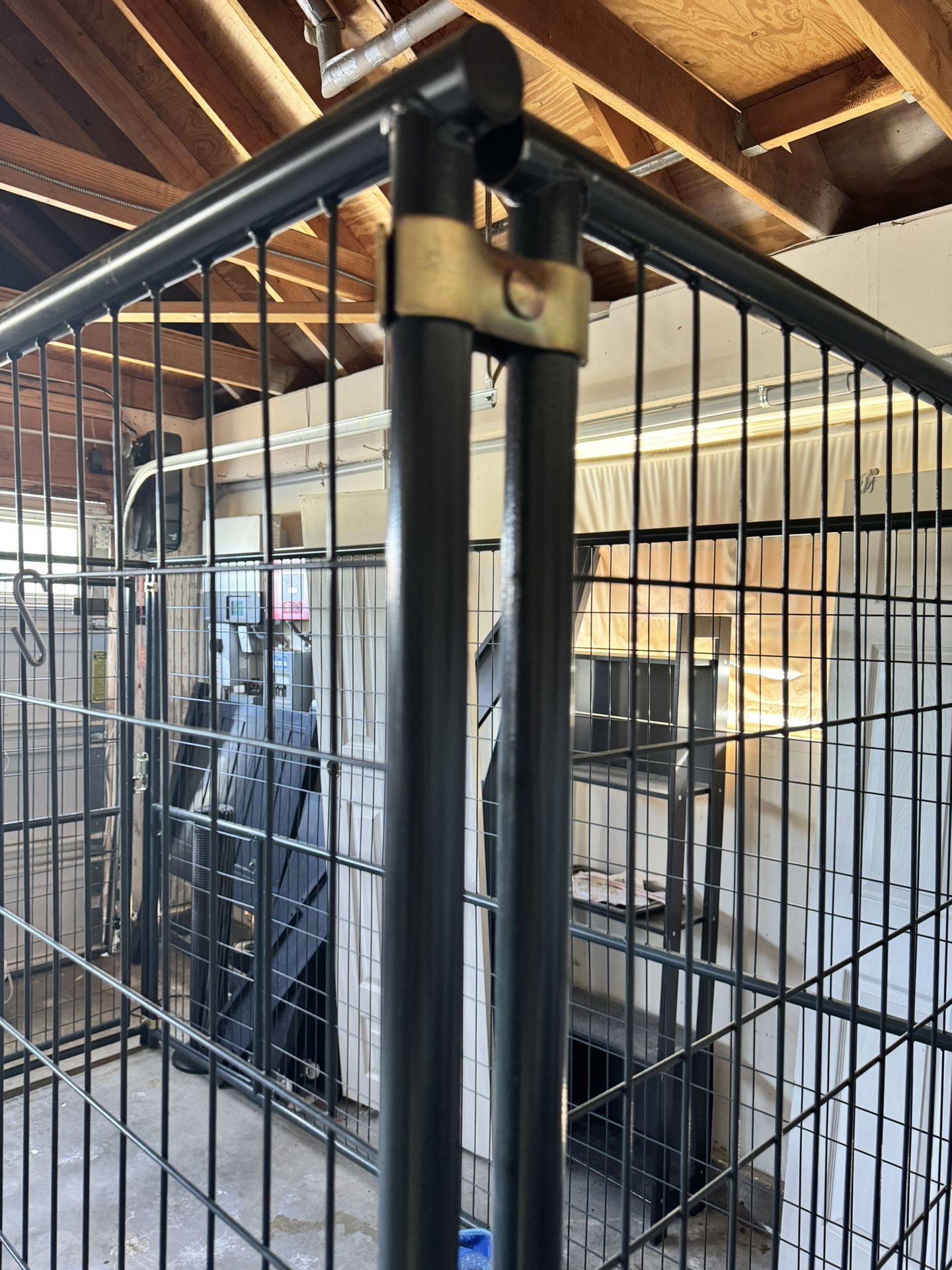 Offer up dog kennels hot sale