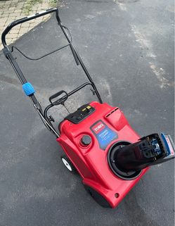 Toro Snow Blowers (Great running)