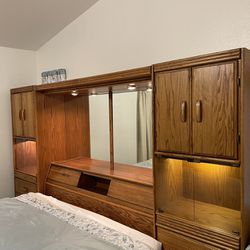 Oak Queen Bedroom Set 