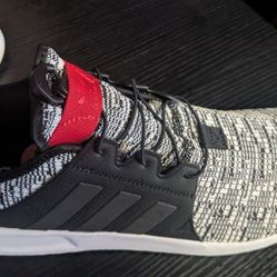 Men's Adidas Size 11