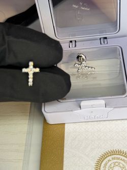 Cross 925 Moissanite earrings, sterling silver. GRA certified. With twist on backs. #earrings