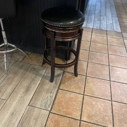 Bar Stools And Bar Chairs 
