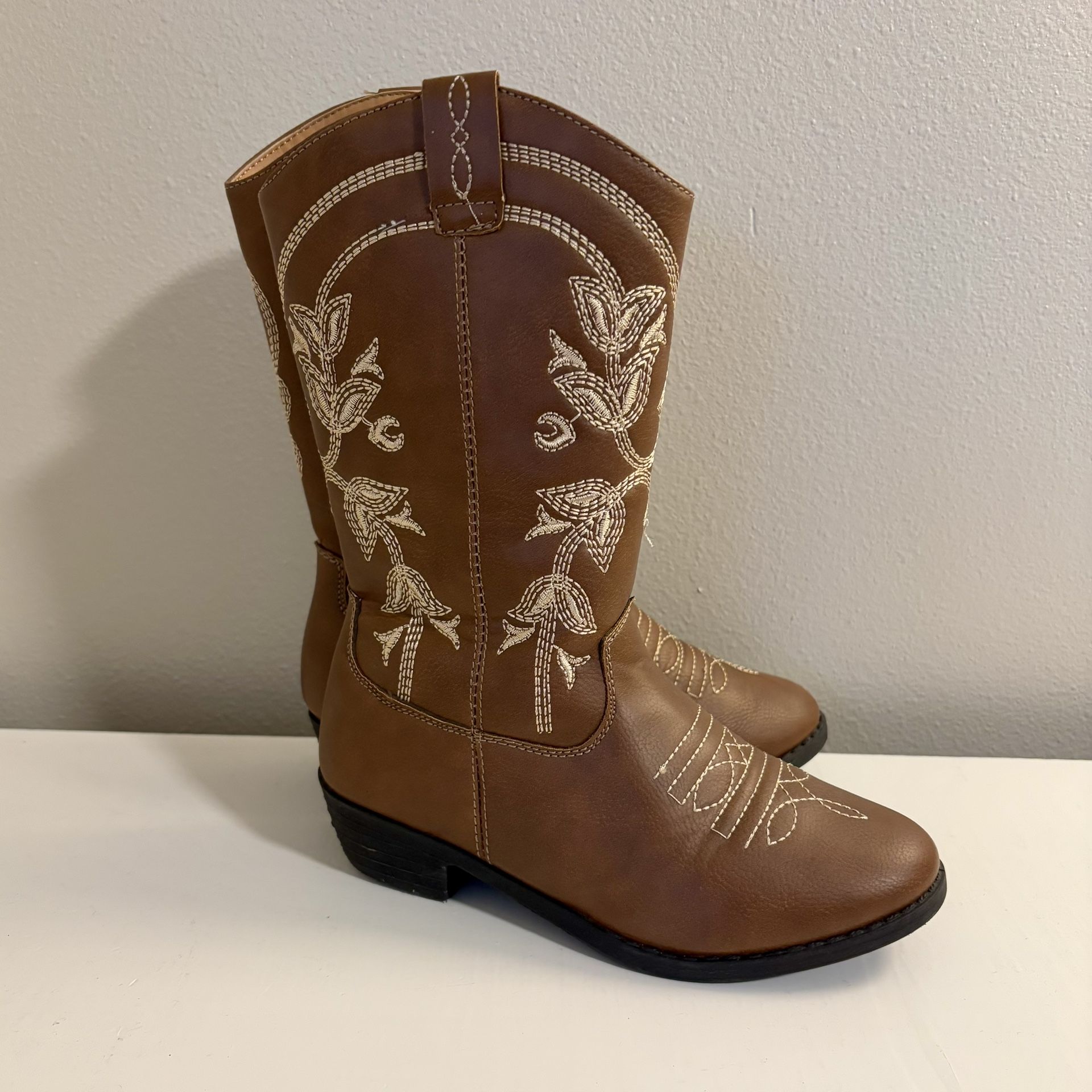 Girls Cowgirl Boots - Size 1
