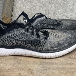 Nike Free RN Flyknit 2018 Womens 9.5 White/Black Oreo Minimalist Daily Trainer