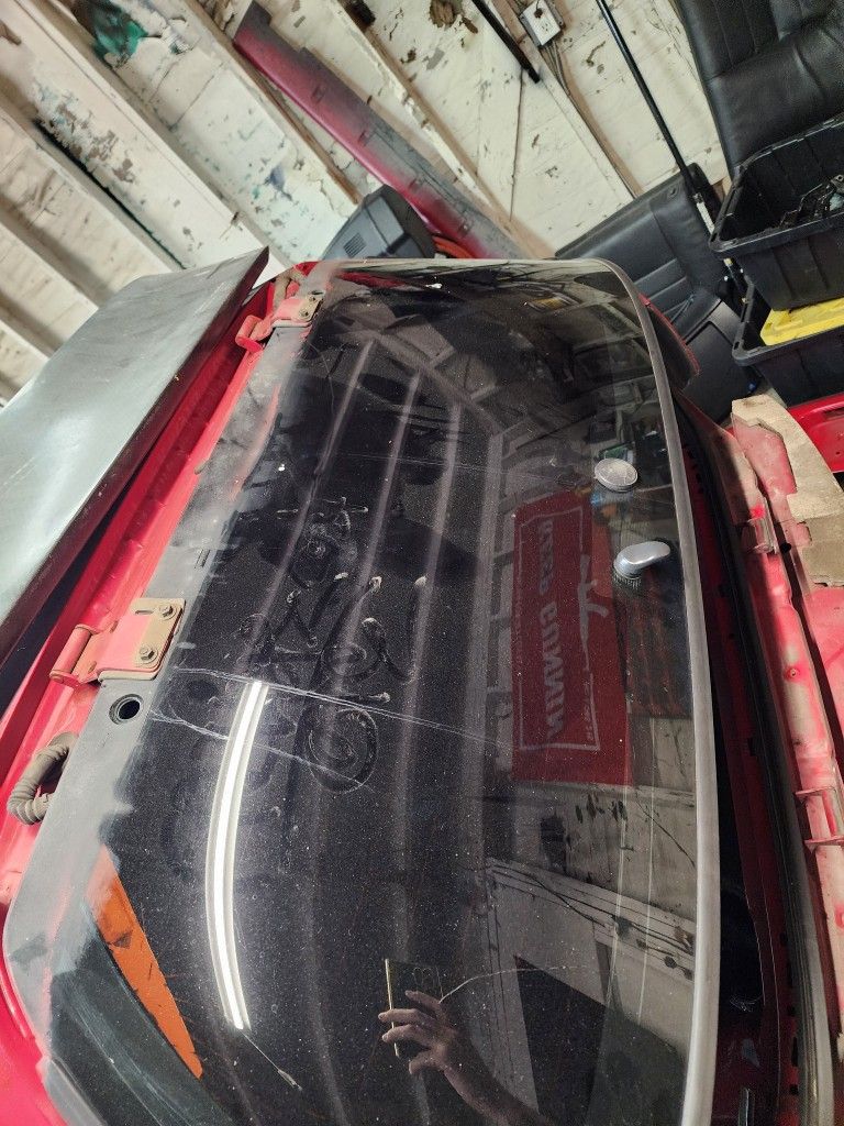 Eg Hatchback 92-95 Oem Rear Window With Shocks Clean Parts