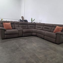 Manuel Recliner Fabric Sectional- Free Delivery‼️