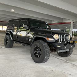 2019 Jeep Wrangler Sahara