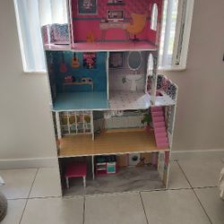 Doll House FOR SALE SALE SALE!!!