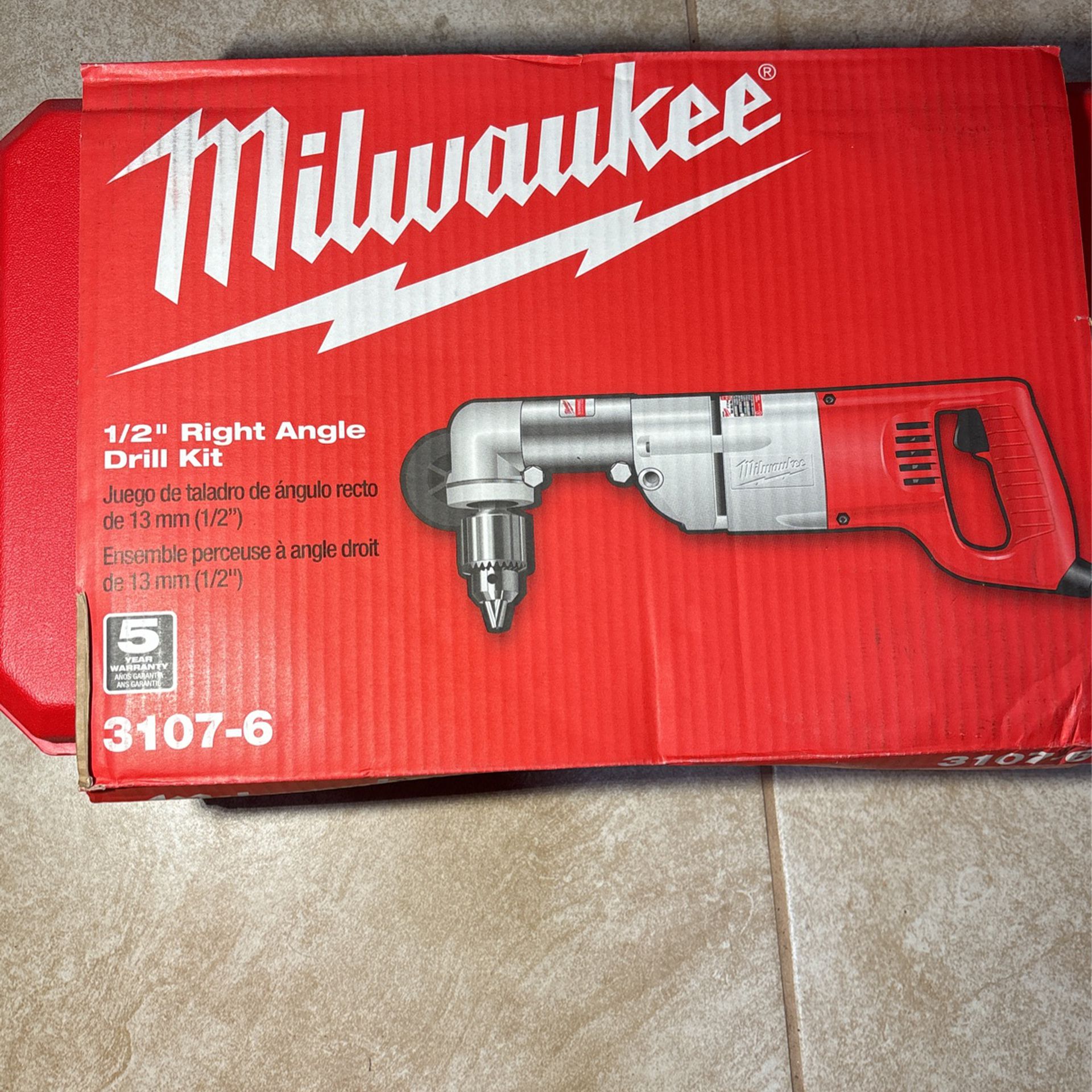 Milwaukee Angle Drill Kit 