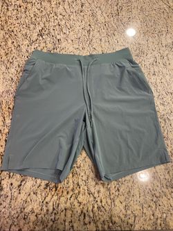 Lululemon short