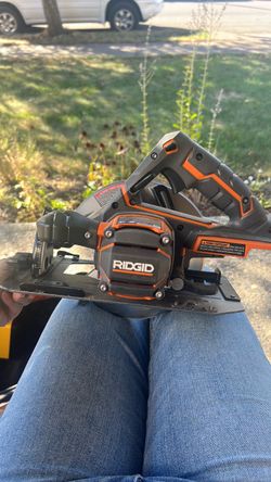 Never used Rigid Circular saw, 7 1/4 inch, 18 v