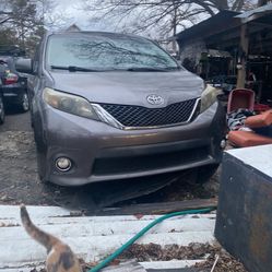 2011 Toyota Sienna