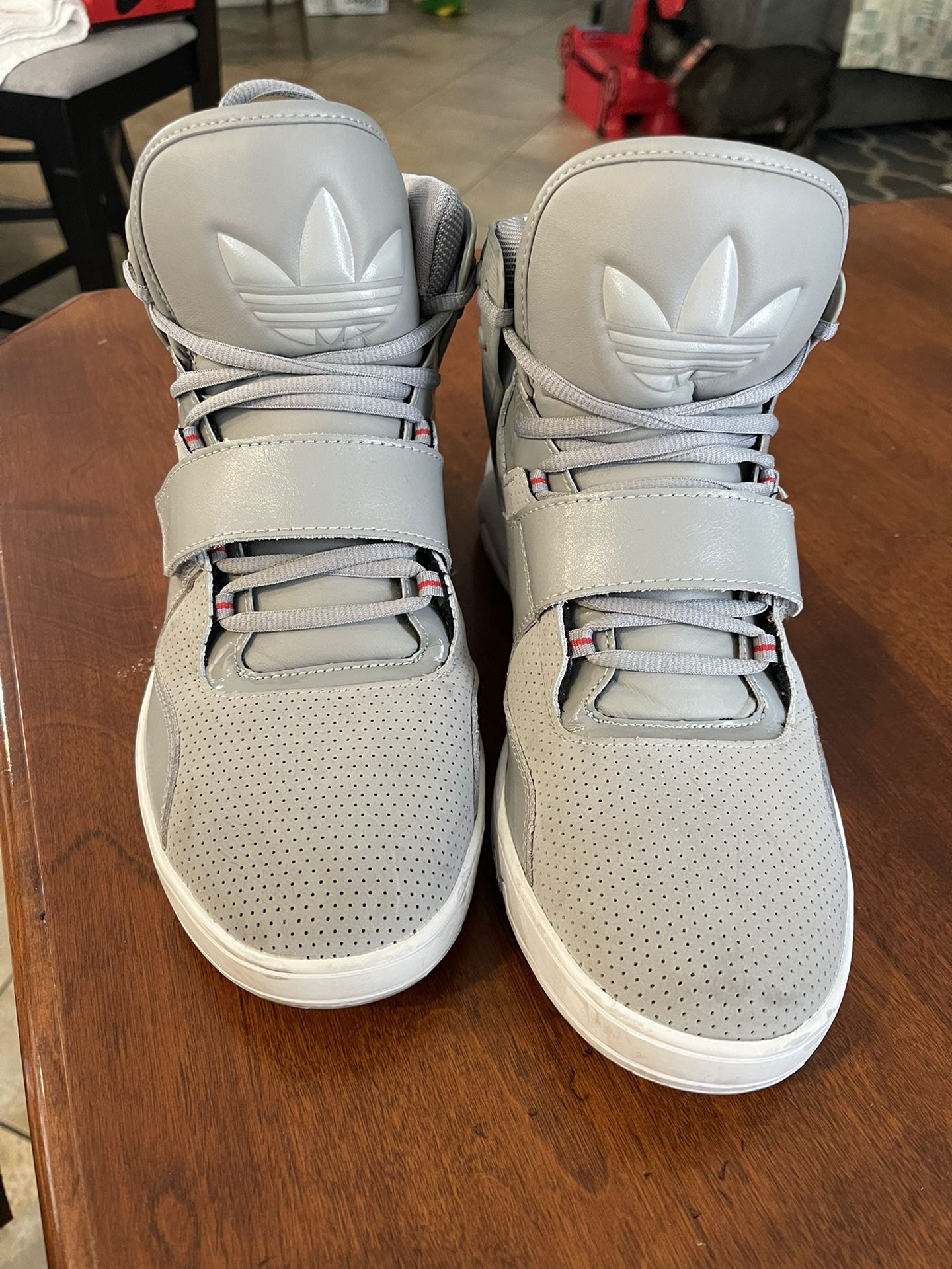 Adidas Roundhouse Mid Men's
