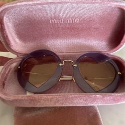 MIUMIU Double heart sunglasses