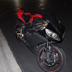 2008 R1