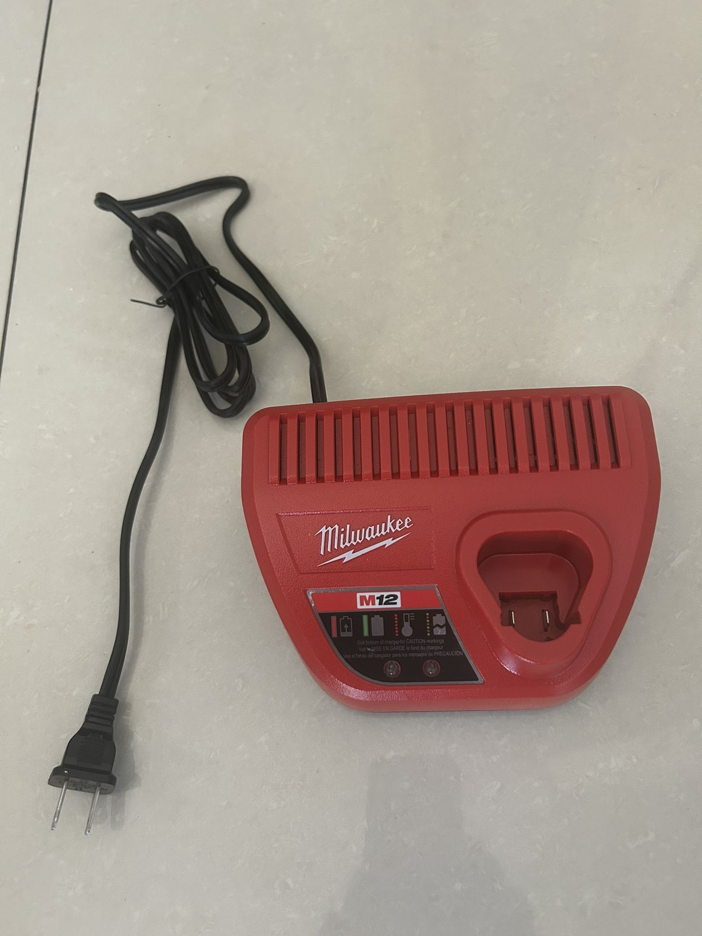 M12 Battery Charger