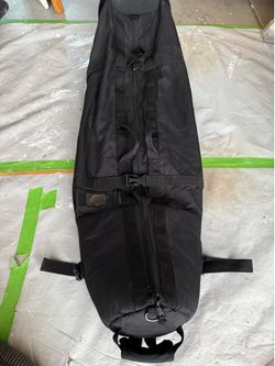 FREE Golf Carry Bag with Wheels CLUB GLOVE
