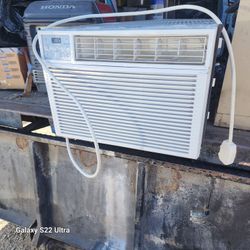Aire Conditionado  (A/C conditioner 