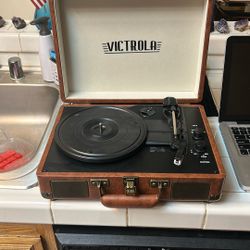 Victrola Turn Table