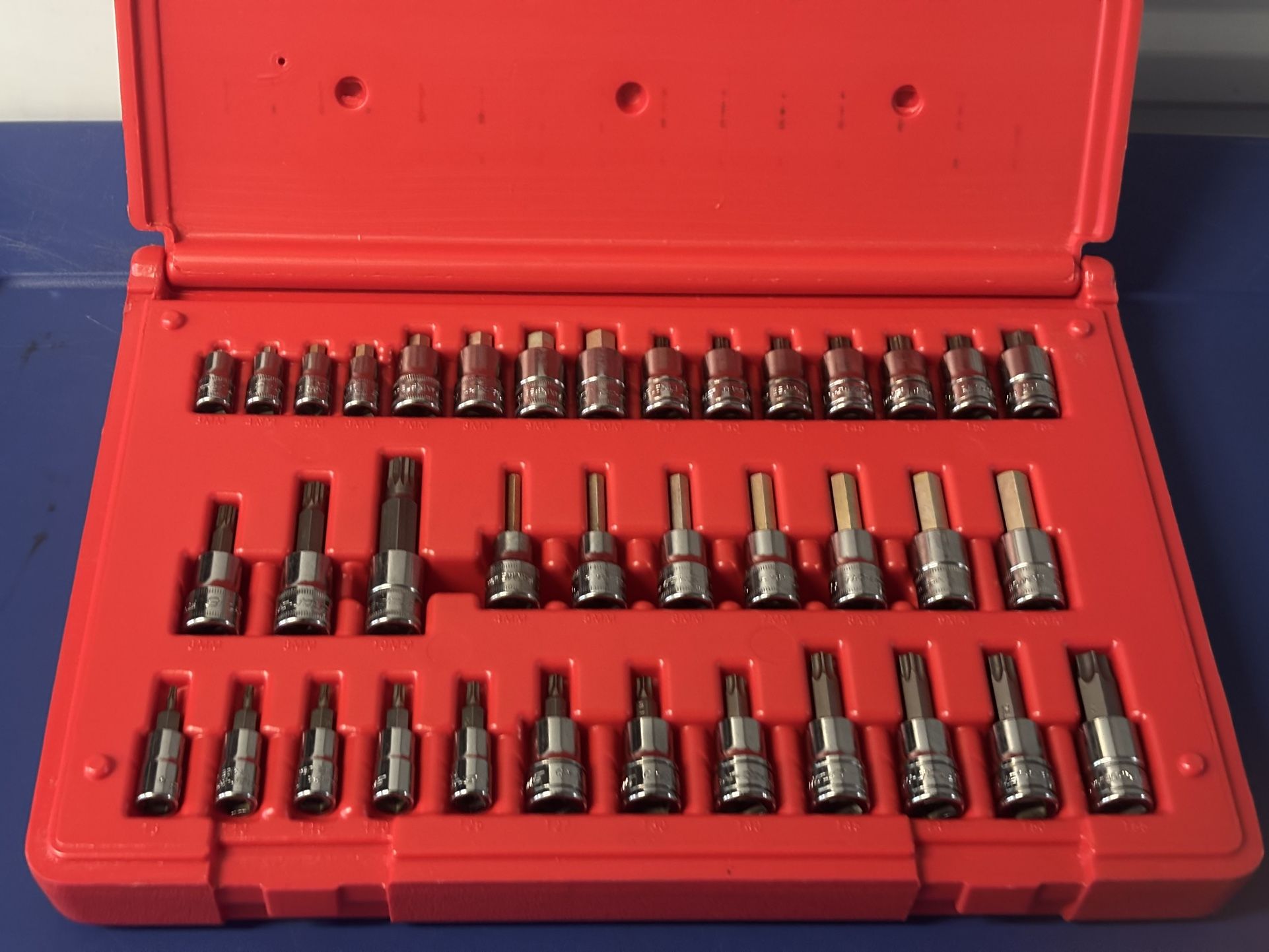 Snap-on Tools 37 pc Combination Drive Socket Driver Set New
