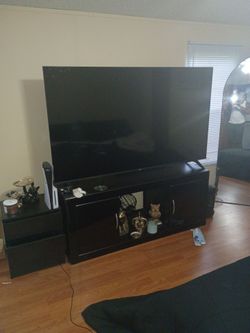 75 inch & PlayStation